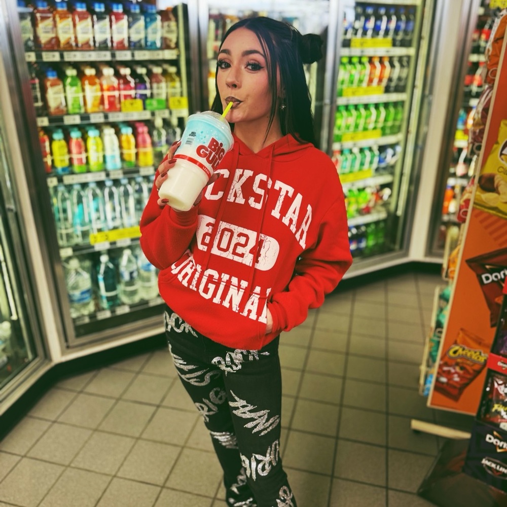 Meet your Posher, Chelsie